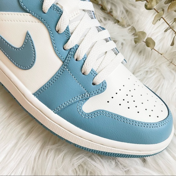 Jordan 1 Mid Sail Worn Blue UNC PRICE FIRM - Picture 9 of 13